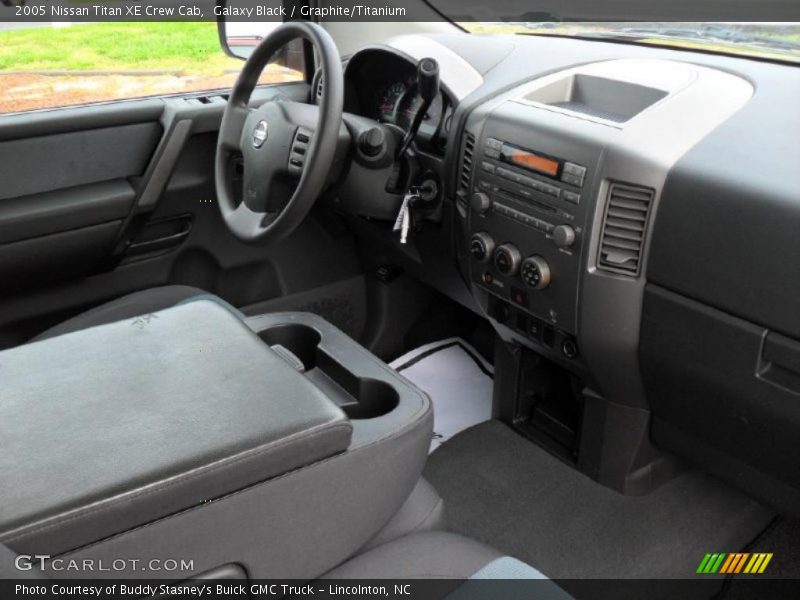 Galaxy Black / Graphite/Titanium 2005 Nissan Titan XE Crew Cab
