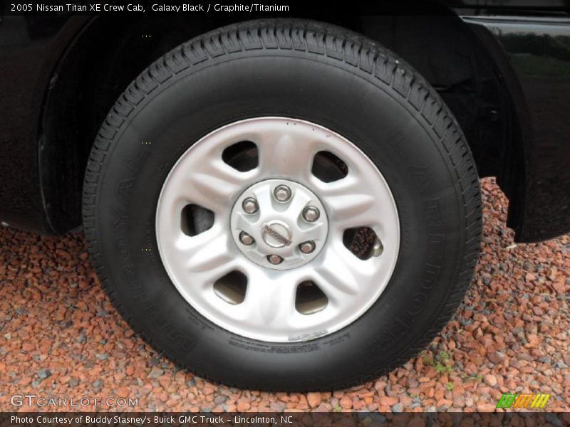 Galaxy Black / Graphite/Titanium 2005 Nissan Titan XE Crew Cab
