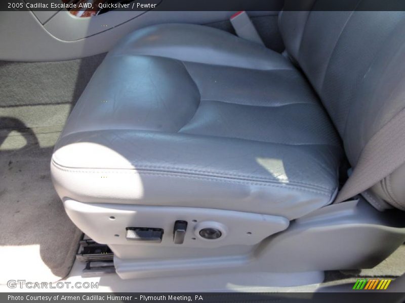 Quicksilver / Pewter 2005 Cadillac Escalade AWD