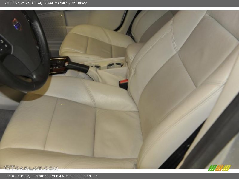 Silver Metallic / Off Black 2007 Volvo V50 2.4i