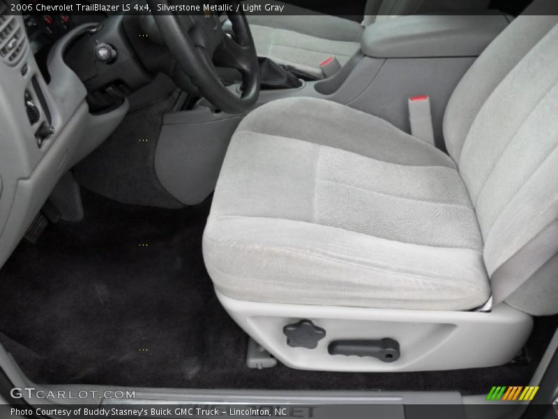 Silverstone Metallic / Light Gray 2006 Chevrolet TrailBlazer LS 4x4