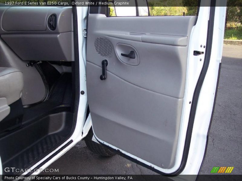 Oxford White / Medium Graphite 1997 Ford E Series Van E250 Cargo