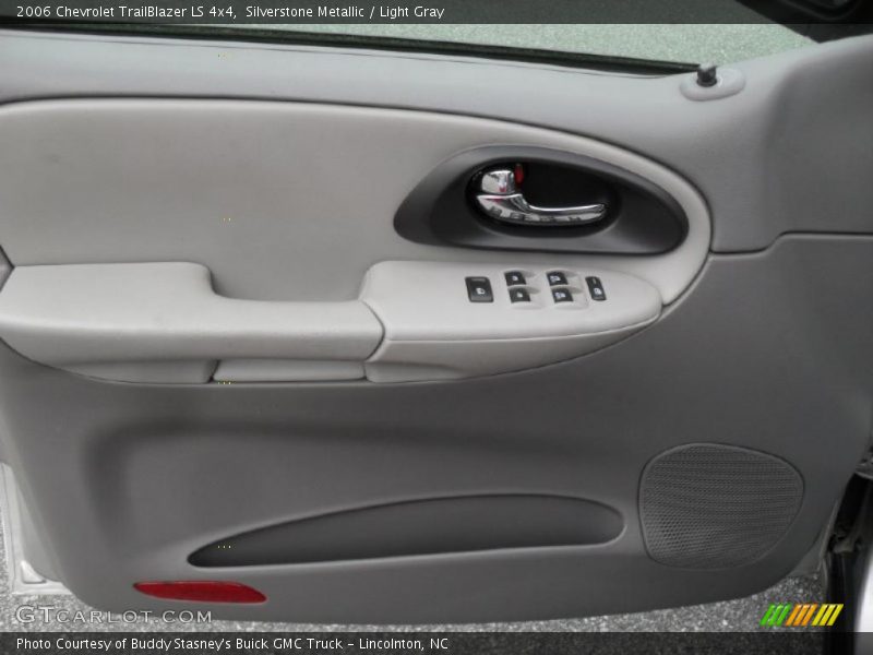 Silverstone Metallic / Light Gray 2006 Chevrolet TrailBlazer LS 4x4