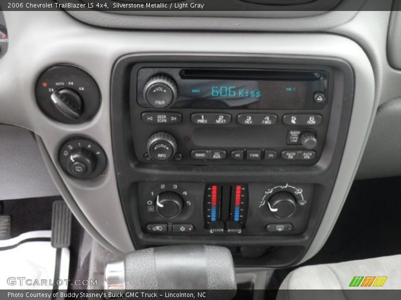 Silverstone Metallic / Light Gray 2006 Chevrolet TrailBlazer LS 4x4