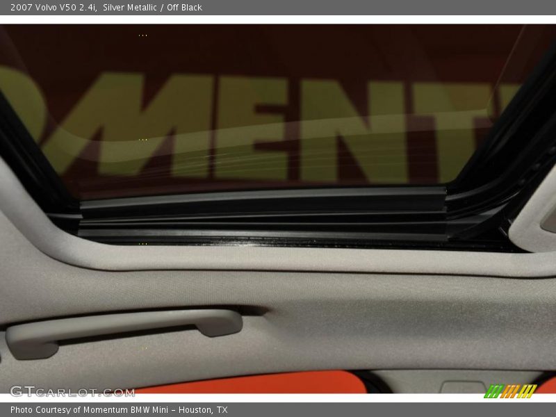 Silver Metallic / Off Black 2007 Volvo V50 2.4i