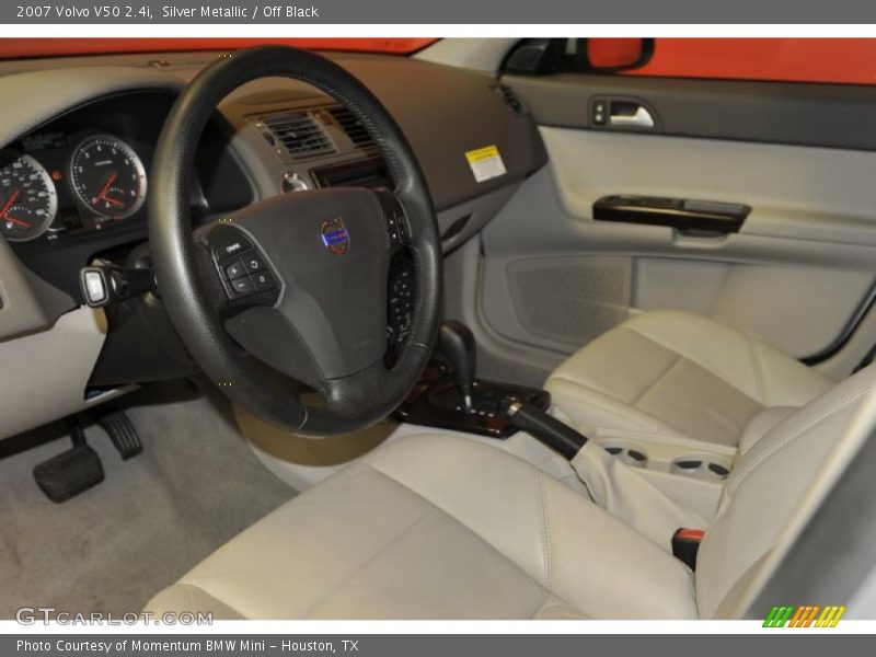 Off Black Interior - 2007 V50 2.4i 