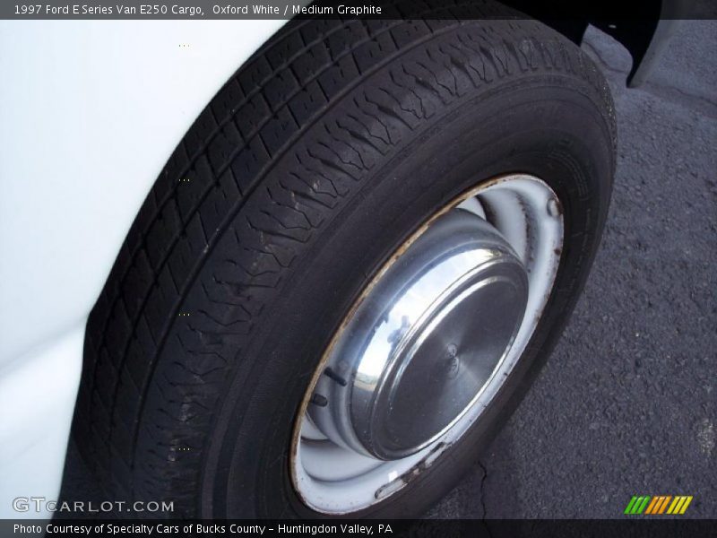 Oxford White / Medium Graphite 1997 Ford E Series Van E250 Cargo