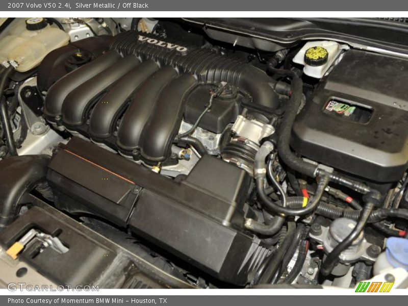  2007 V50 2.4i Engine - 2.4 Liter DOHC 20-Valve VVT 5 Cylinder