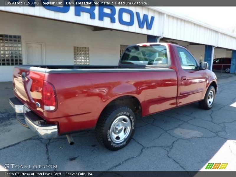 Dark Toreador Red Metallic / Medium Graphite 1999 Ford F150 XLT Regular Cab