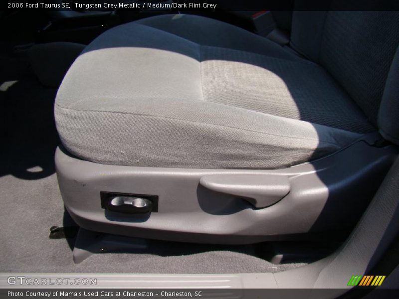 Tungsten Grey Metallic / Medium/Dark Flint Grey 2006 Ford Taurus SE