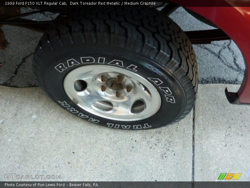 Dark Toreador Red Metallic / Medium Graphite 1999 Ford F150 XLT Regular Cab