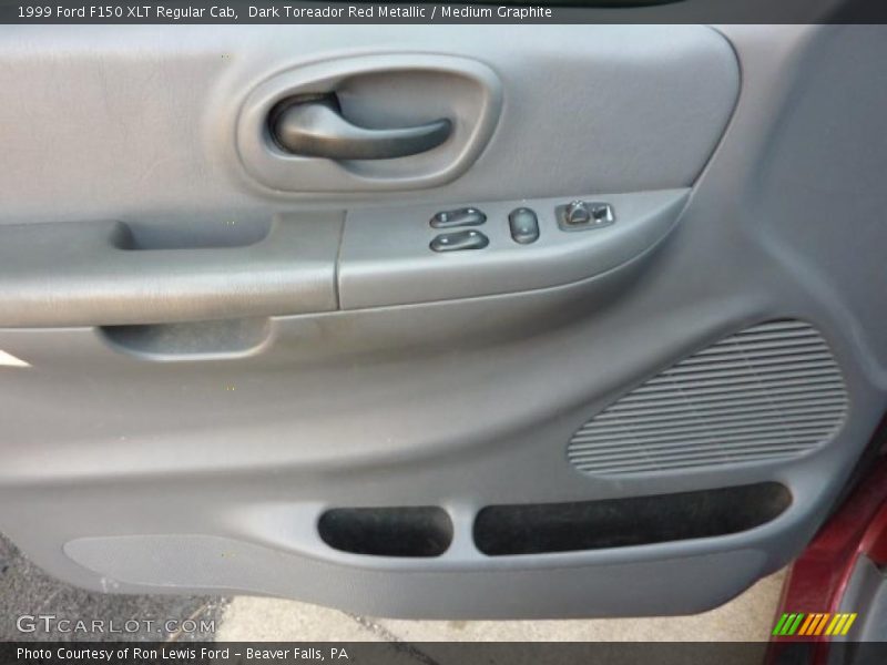 Dark Toreador Red Metallic / Medium Graphite 1999 Ford F150 XLT Regular Cab
