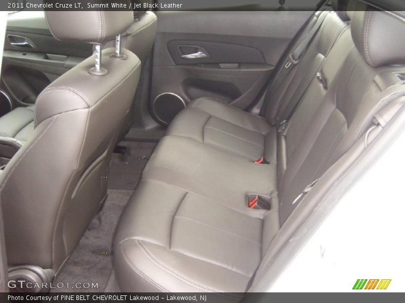 Summit White / Jet Black Leather 2011 Chevrolet Cruze LT