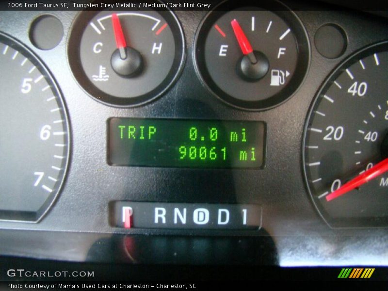 Tungsten Grey Metallic / Medium/Dark Flint Grey 2006 Ford Taurus SE