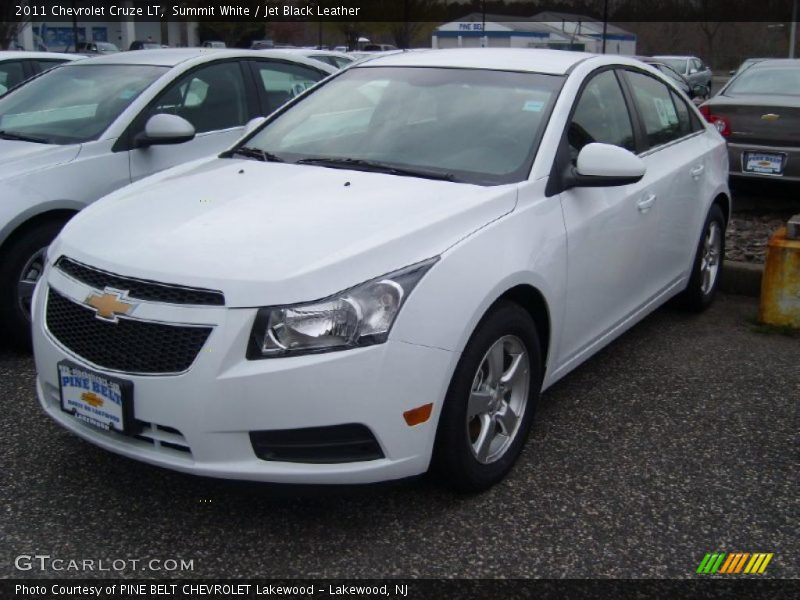 Summit White / Jet Black Leather 2011 Chevrolet Cruze LT