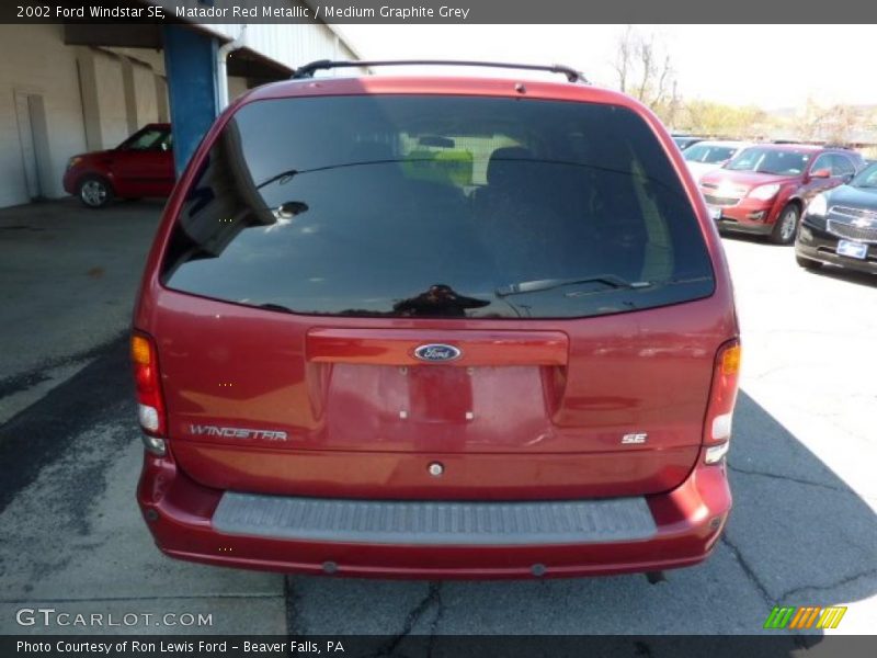 Matador Red Metallic / Medium Graphite Grey 2002 Ford Windstar SE