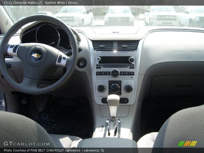 Summit White / Ebony 2011 Chevrolet Malibu LT
