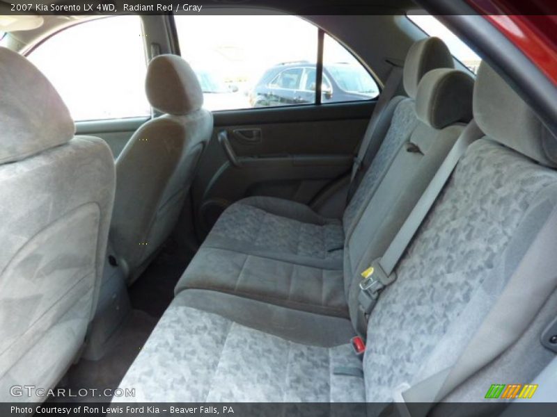 Radiant Red / Gray 2007 Kia Sorento LX 4WD