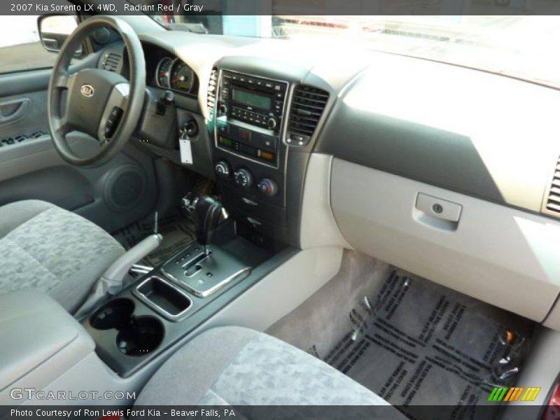Radiant Red / Gray 2007 Kia Sorento LX 4WD