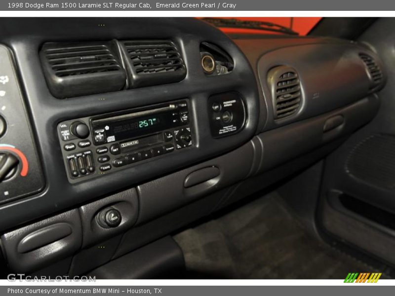 Emerald Green Pearl / Gray 1998 Dodge Ram 1500 Laramie SLT Regular Cab