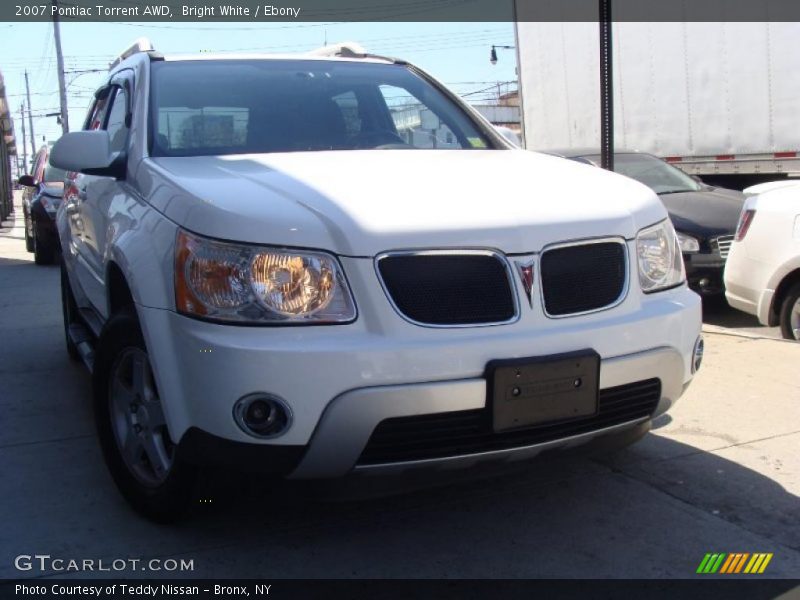 Bright White / Ebony 2007 Pontiac Torrent AWD