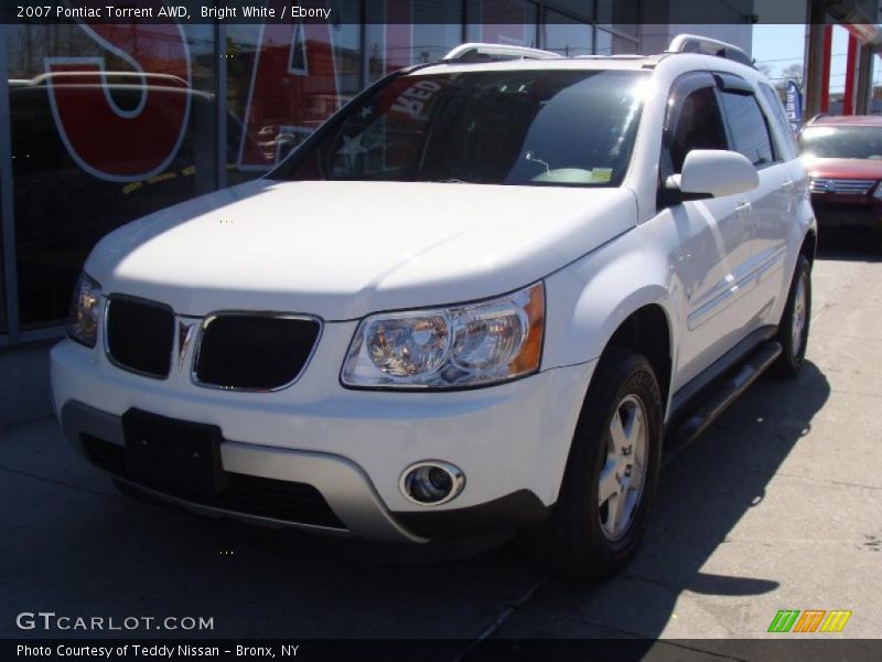 Bright White / Ebony 2007 Pontiac Torrent AWD