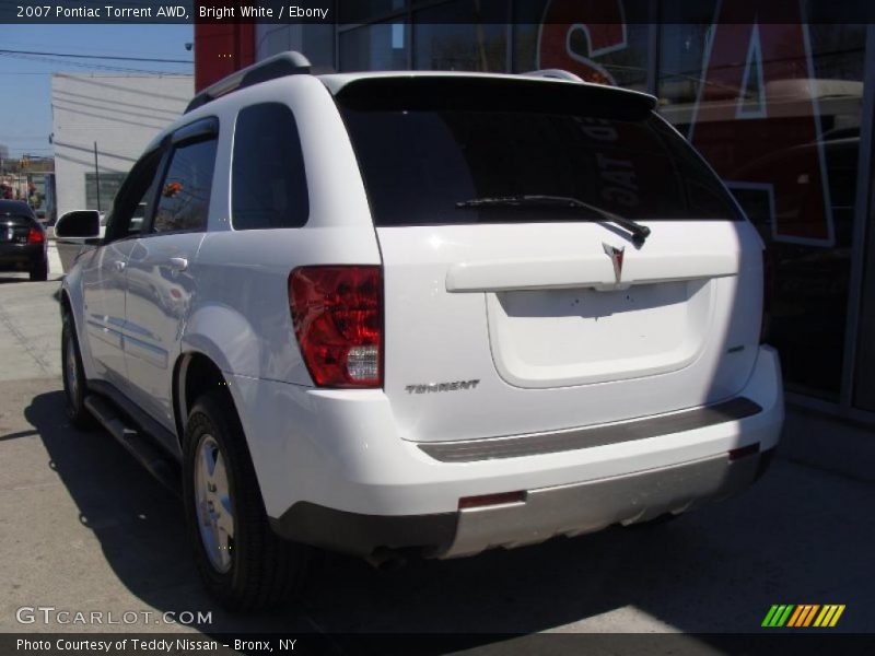 Bright White / Ebony 2007 Pontiac Torrent AWD