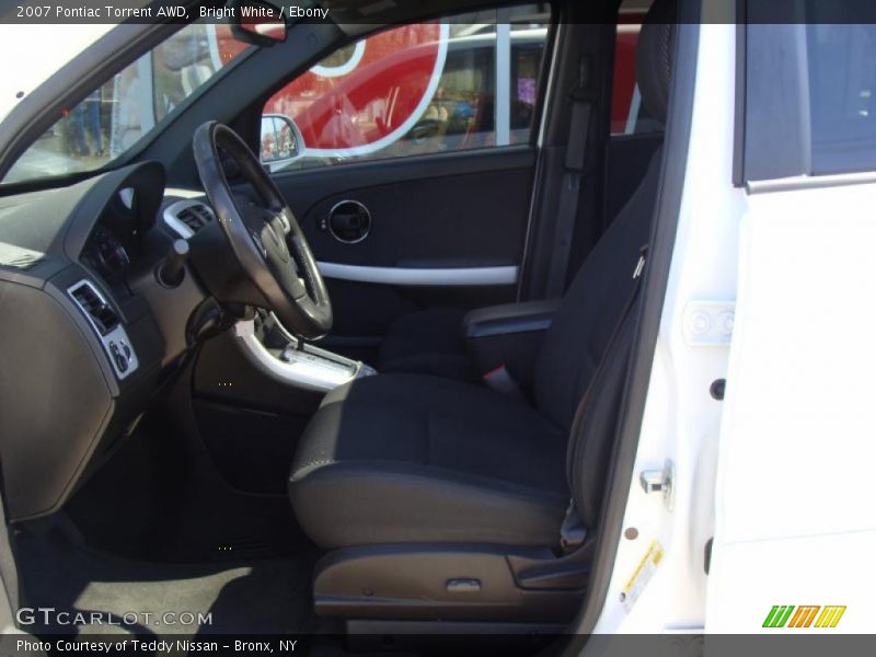 Bright White / Ebony 2007 Pontiac Torrent AWD