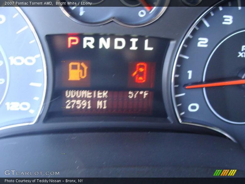 Bright White / Ebony 2007 Pontiac Torrent AWD