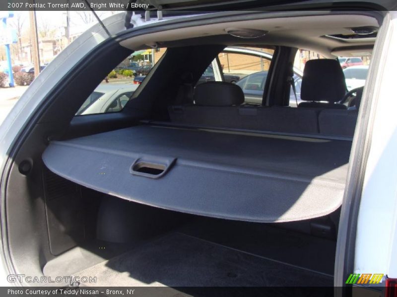 Bright White / Ebony 2007 Pontiac Torrent AWD