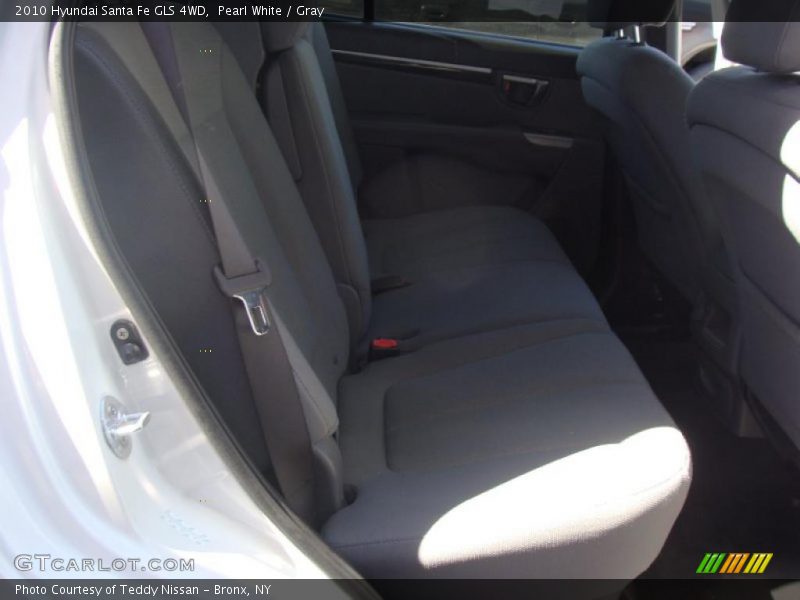 Pearl White / Gray 2010 Hyundai Santa Fe GLS 4WD
