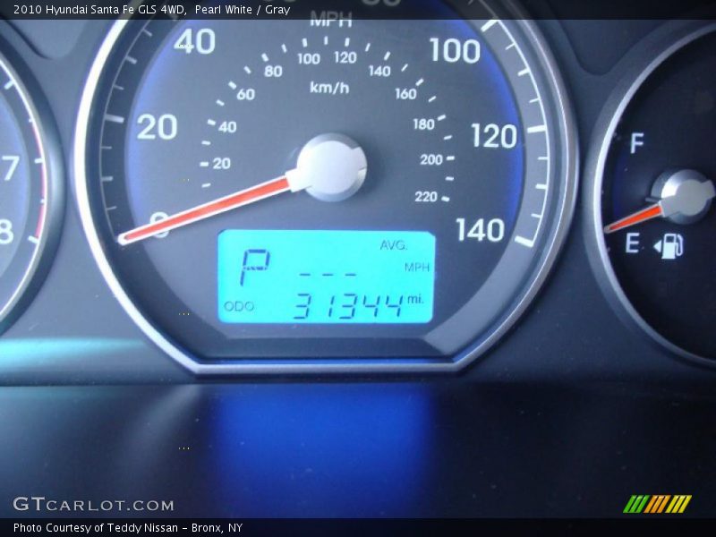 Pearl White / Gray 2010 Hyundai Santa Fe GLS 4WD