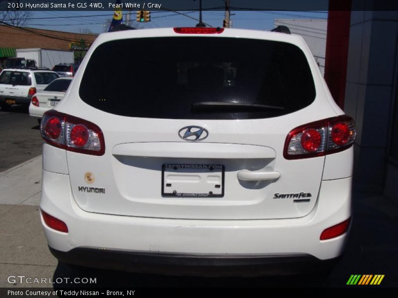 Pearl White / Gray 2010 Hyundai Santa Fe GLS 4WD