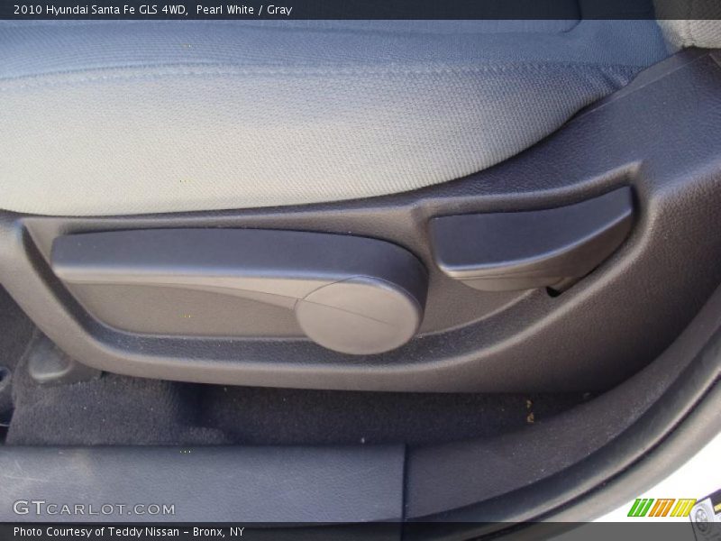 Pearl White / Gray 2010 Hyundai Santa Fe GLS 4WD