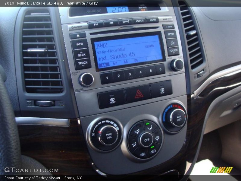 Pearl White / Gray 2010 Hyundai Santa Fe GLS 4WD