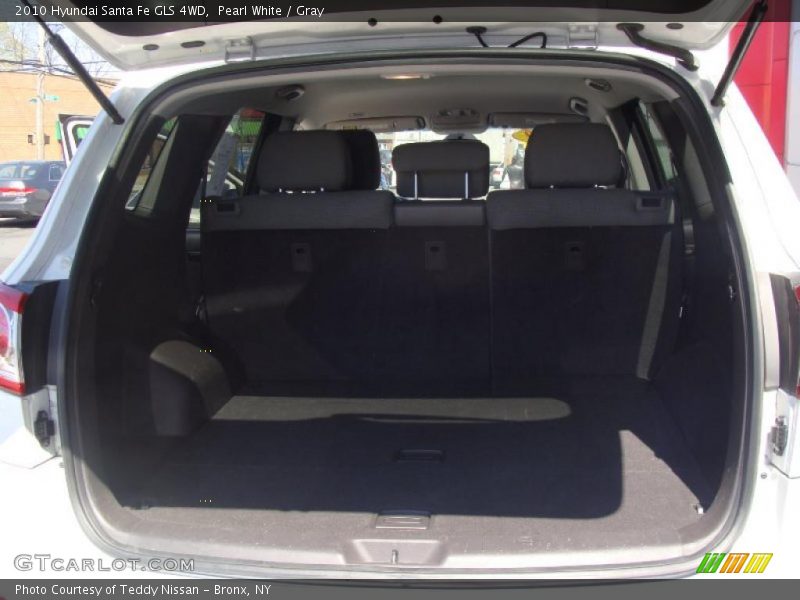 Pearl White / Gray 2010 Hyundai Santa Fe GLS 4WD