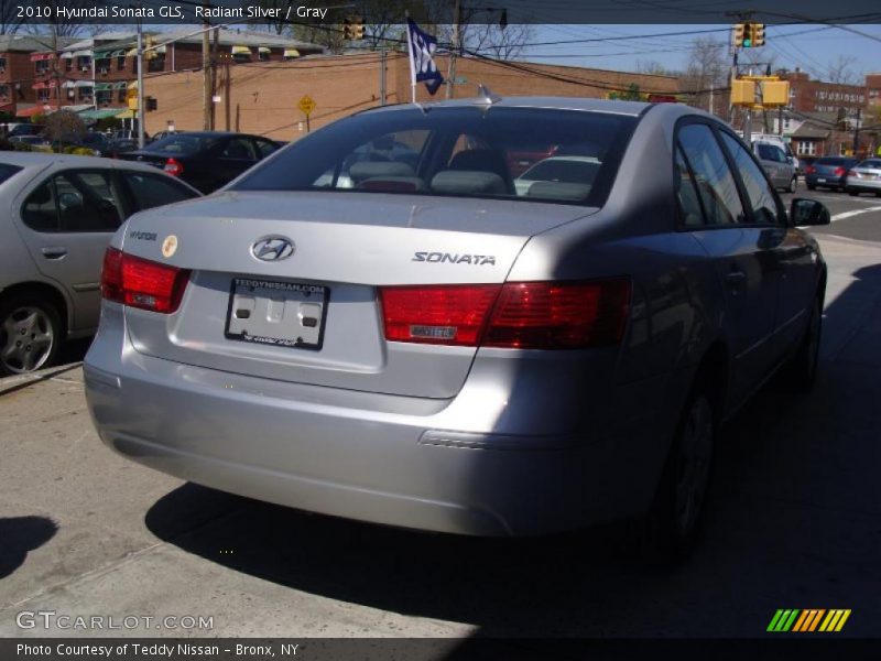 Radiant Silver / Gray 2010 Hyundai Sonata GLS