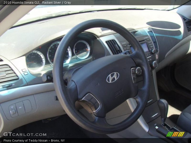 Radiant Silver / Gray 2010 Hyundai Sonata GLS