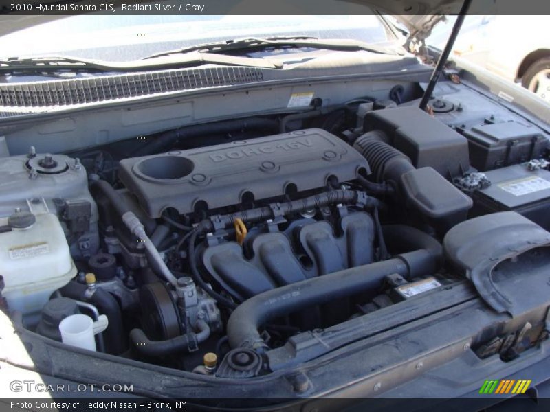 Radiant Silver / Gray 2010 Hyundai Sonata GLS