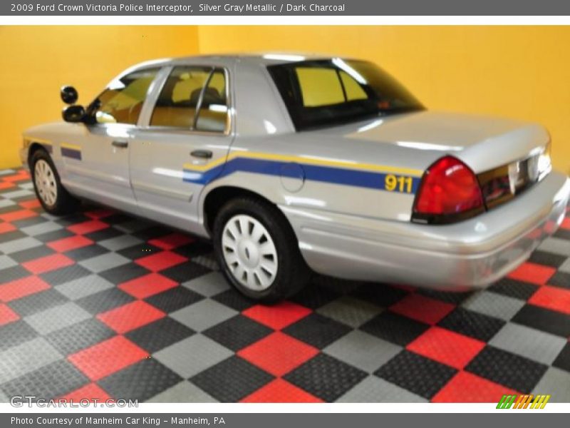 Silver Gray Metallic / Dark Charcoal 2009 Ford Crown Victoria Police Interceptor