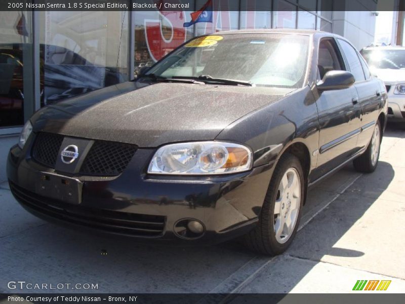 Blackout / Charcoal 2005 Nissan Sentra 1.8 S Special Edition