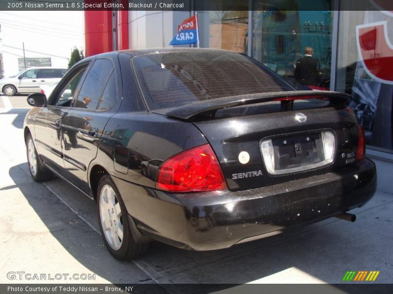 Blackout / Charcoal 2005 Nissan Sentra 1.8 S Special Edition