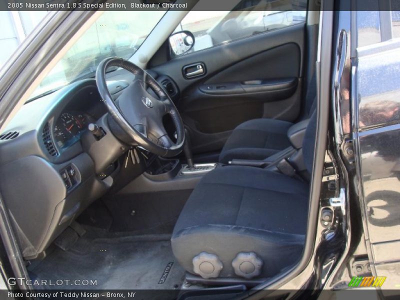 Blackout / Charcoal 2005 Nissan Sentra 1.8 S Special Edition