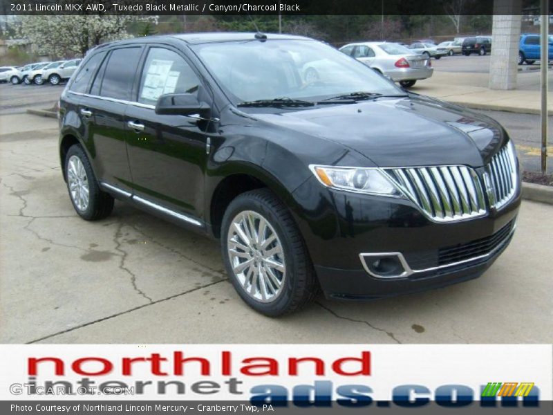 Tuxedo Black Metallic / Canyon/Charcoal Black 2011 Lincoln MKX AWD