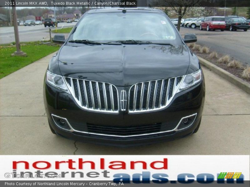 Tuxedo Black Metallic / Canyon/Charcoal Black 2011 Lincoln MKX AWD
