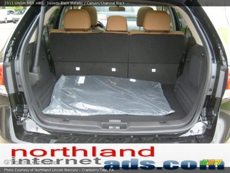 Tuxedo Black Metallic / Canyon/Charcoal Black 2011 Lincoln MKX AWD