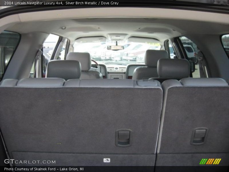 Silver Birch Metallic / Dove Grey 2004 Lincoln Navigator Luxury 4x4