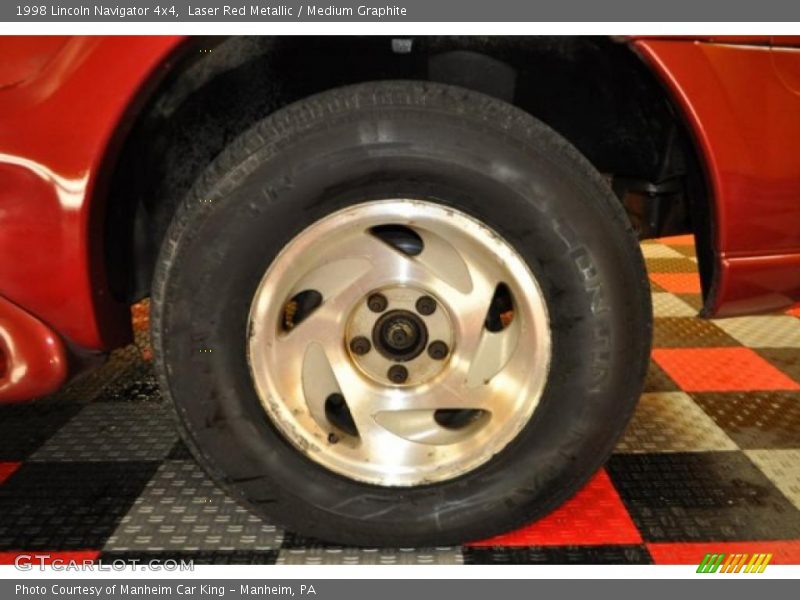 Laser Red Metallic / Medium Graphite 1998 Lincoln Navigator 4x4