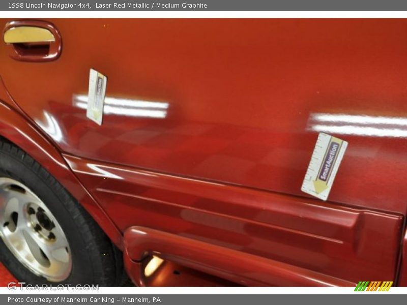 Laser Red Metallic / Medium Graphite 1998 Lincoln Navigator 4x4