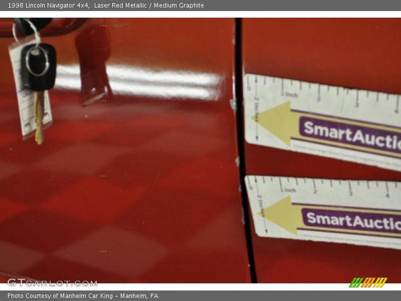 Laser Red Metallic / Medium Graphite 1998 Lincoln Navigator 4x4